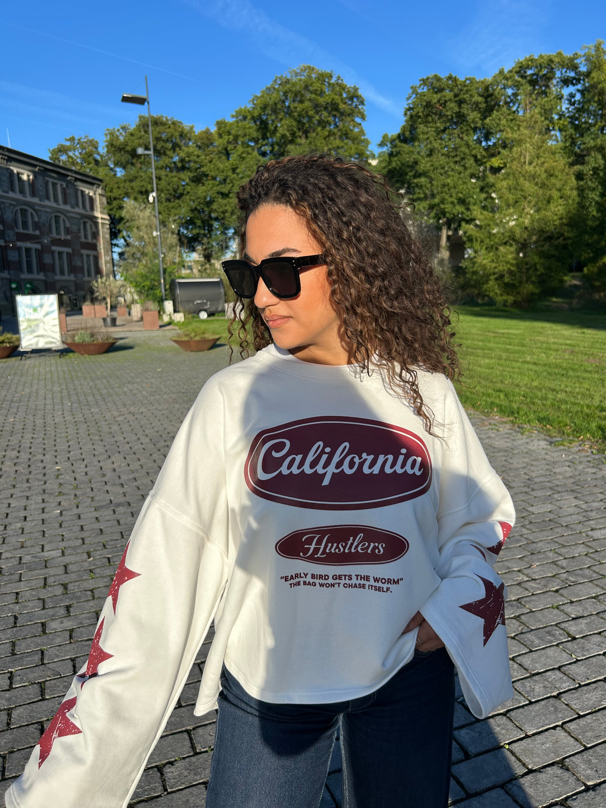 California Hustlers Sweater
