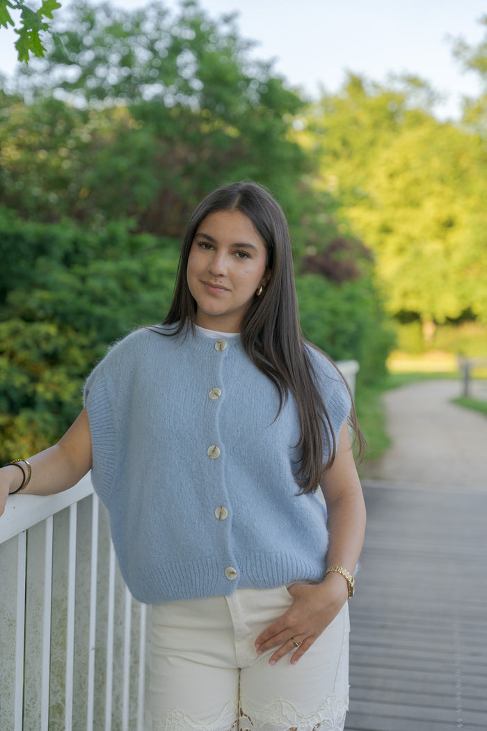 Mila Knit Gilet